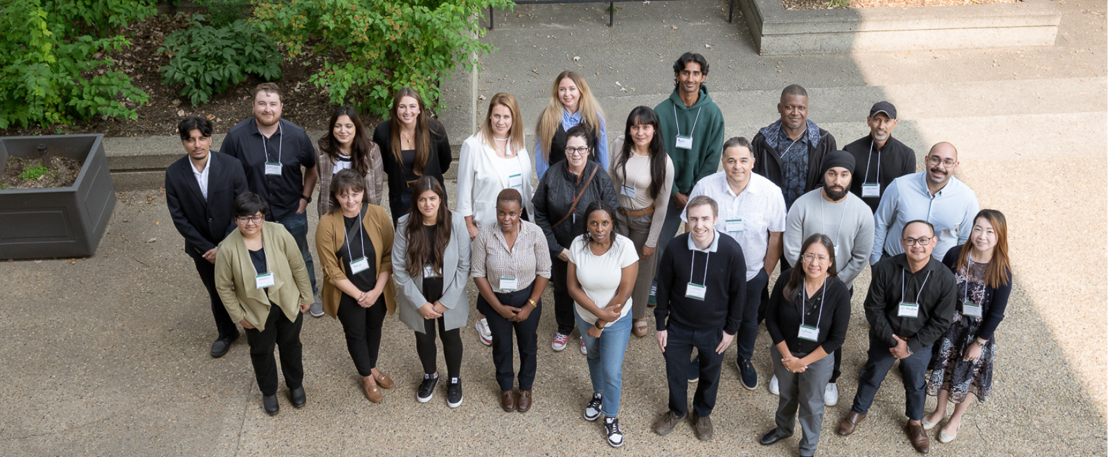 A cohort of ITLP students poses outside the Law Centre